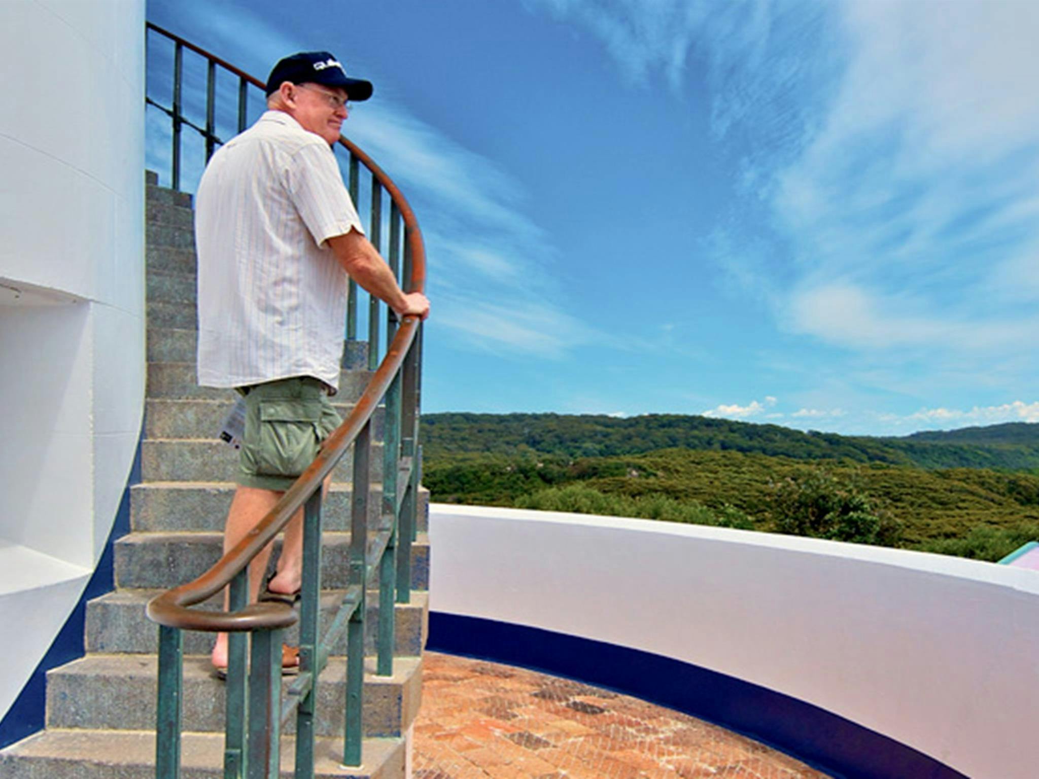 糖面包角灯塔，迈尔湖国家公园。照片：约翰·斯宾塞