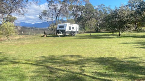 sunny banks east coast tasmania awv0pfs