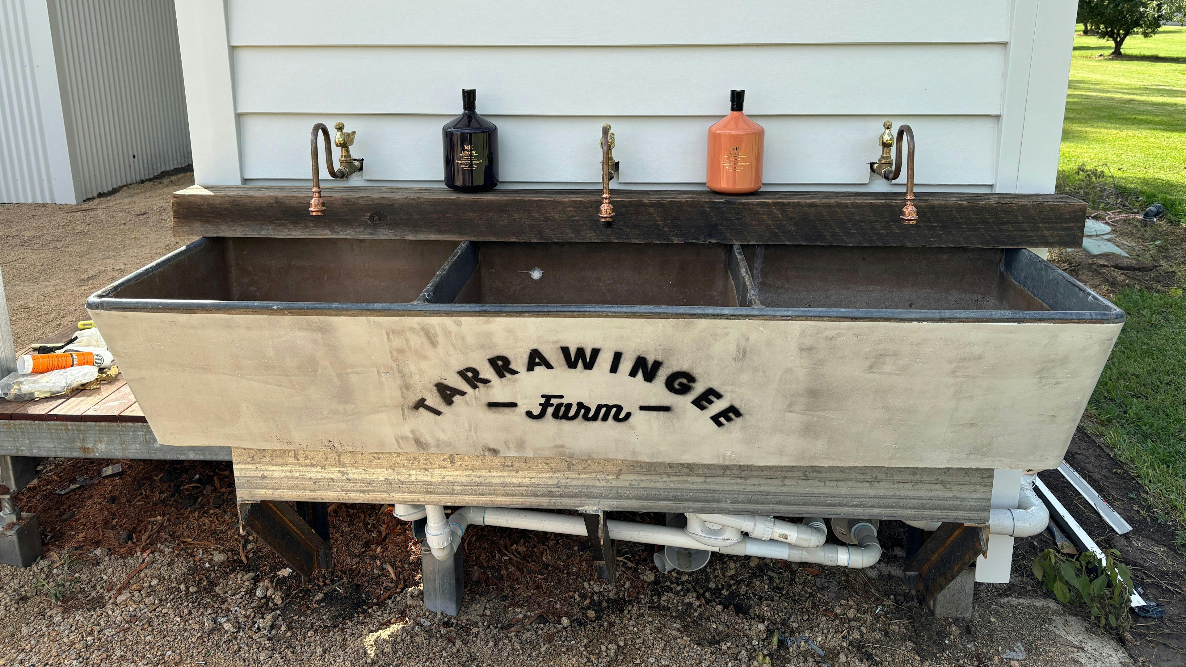 Tarrawingee Farm - Curated Gardens