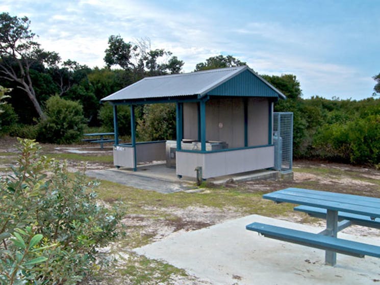 Tea Tree picnic area shelter, Munmorah State Conservation Area. Photo: John Spencer