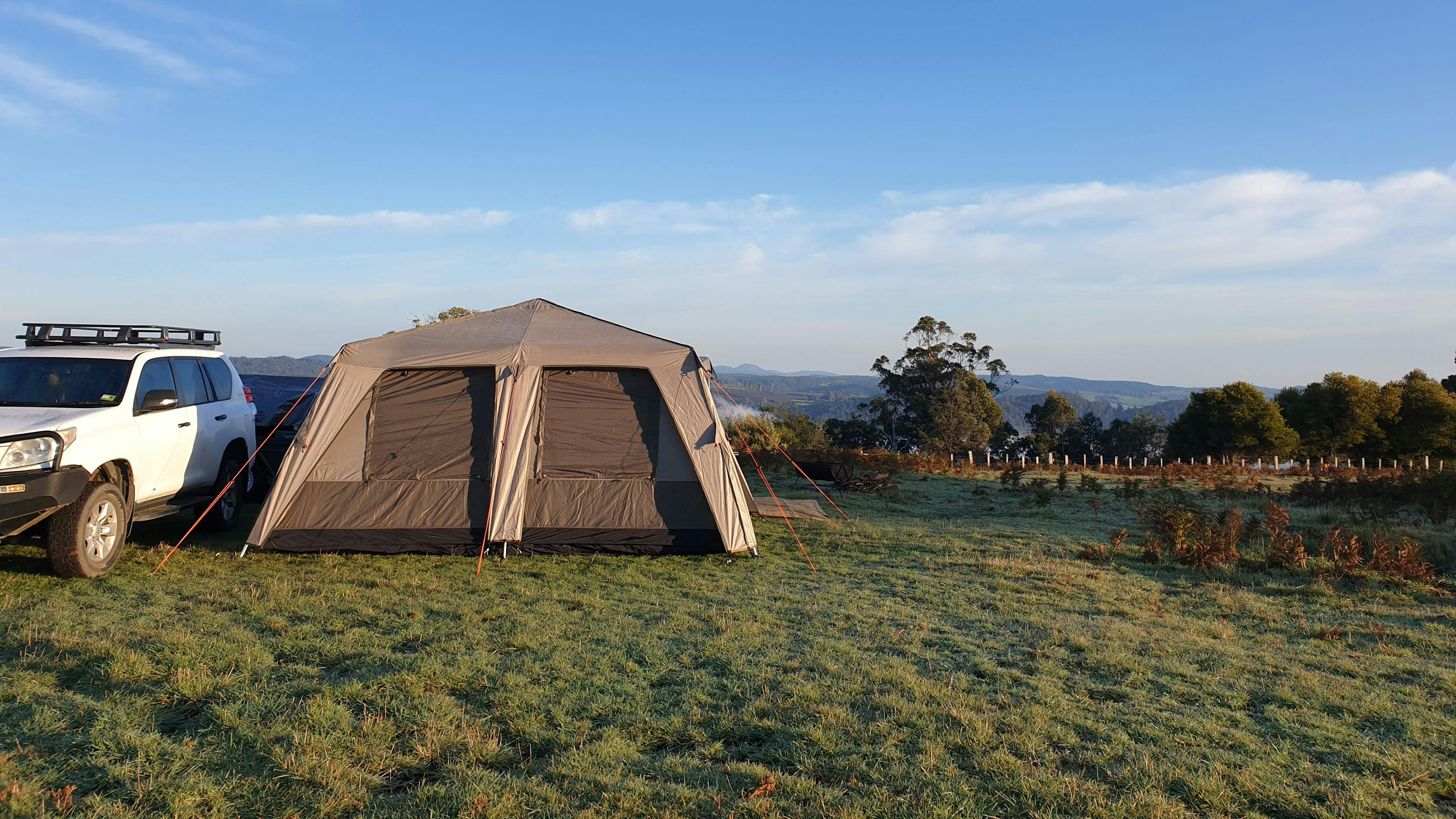 The Farm Cradle Country