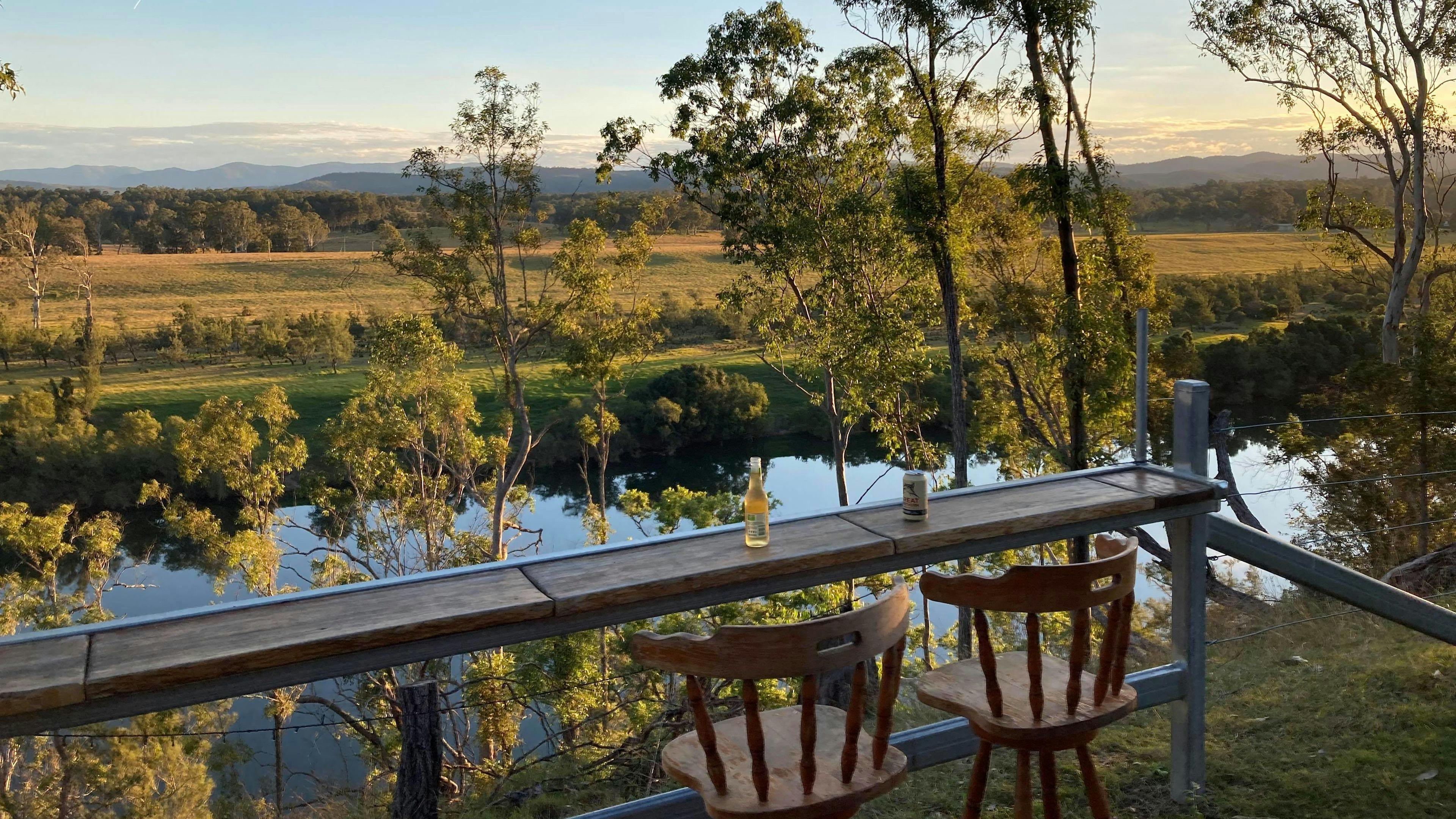 ‘The Hut’ on the Clarence (4WD)