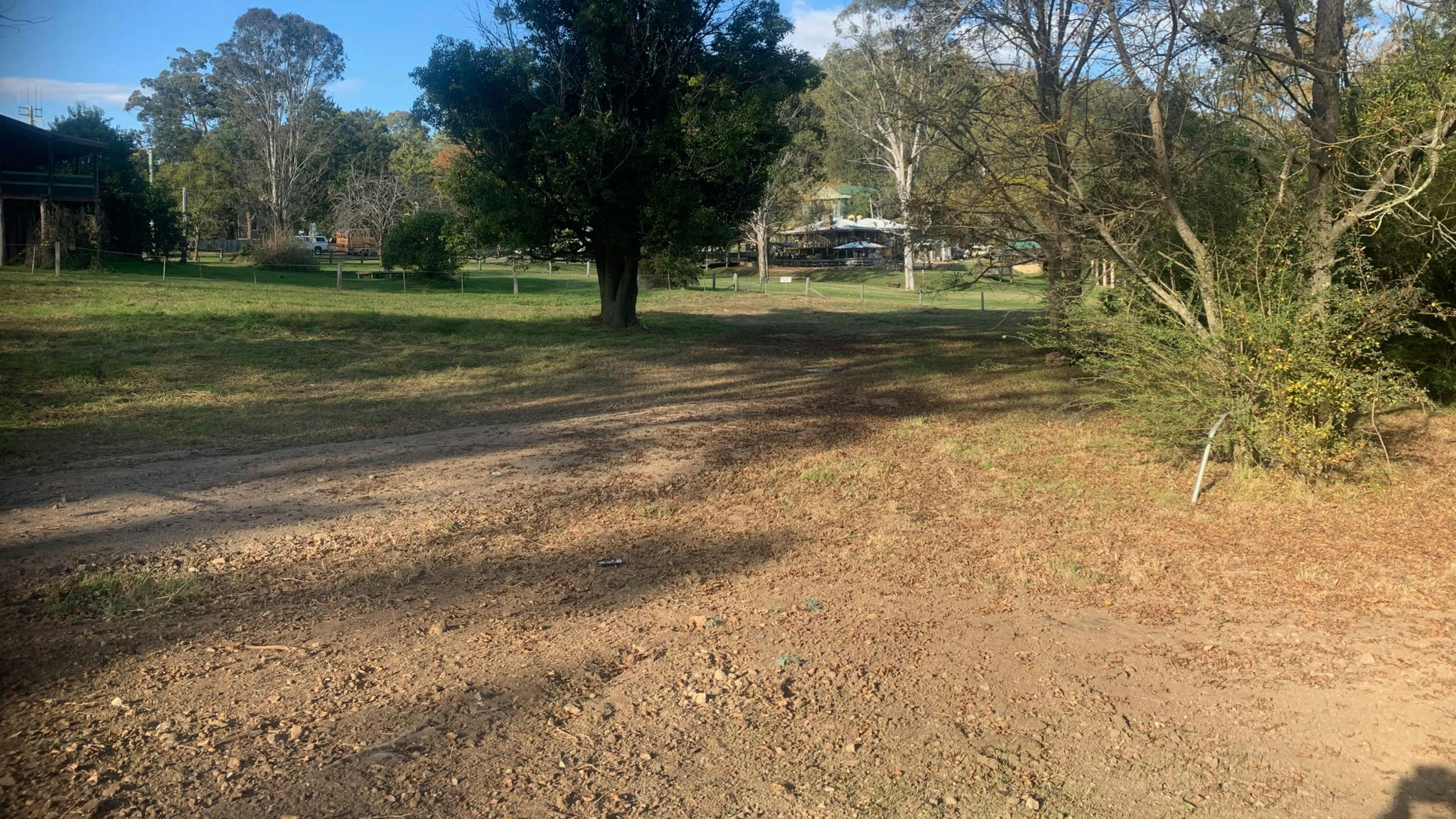 The Old Pub House Wollombi Camping