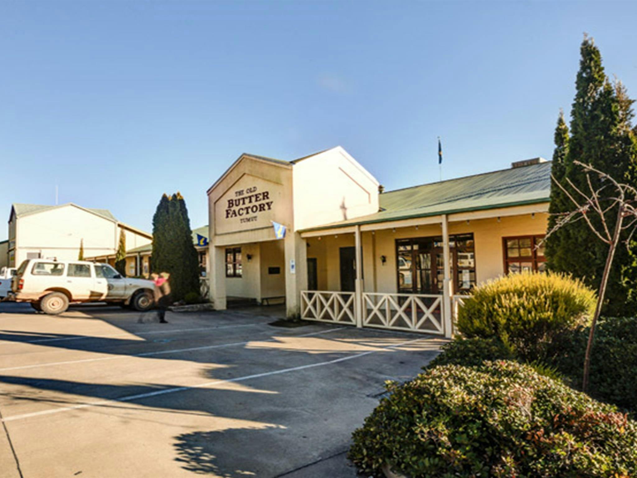 Tumut Visitor Centre, Kosciuszko National Park. Photo: Murray Vanderveer &copy; OEH