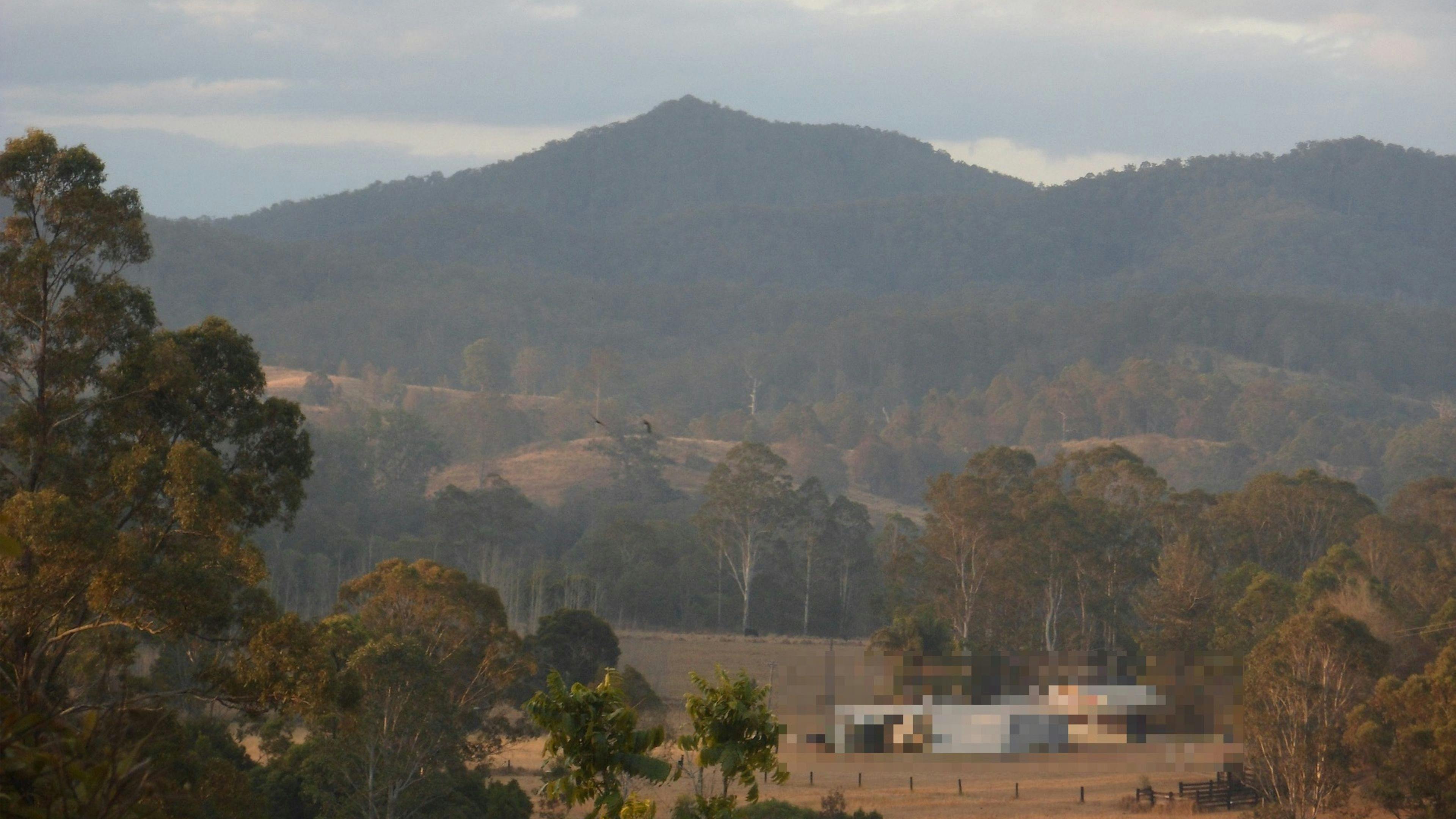 북쪽의 Mungay 산