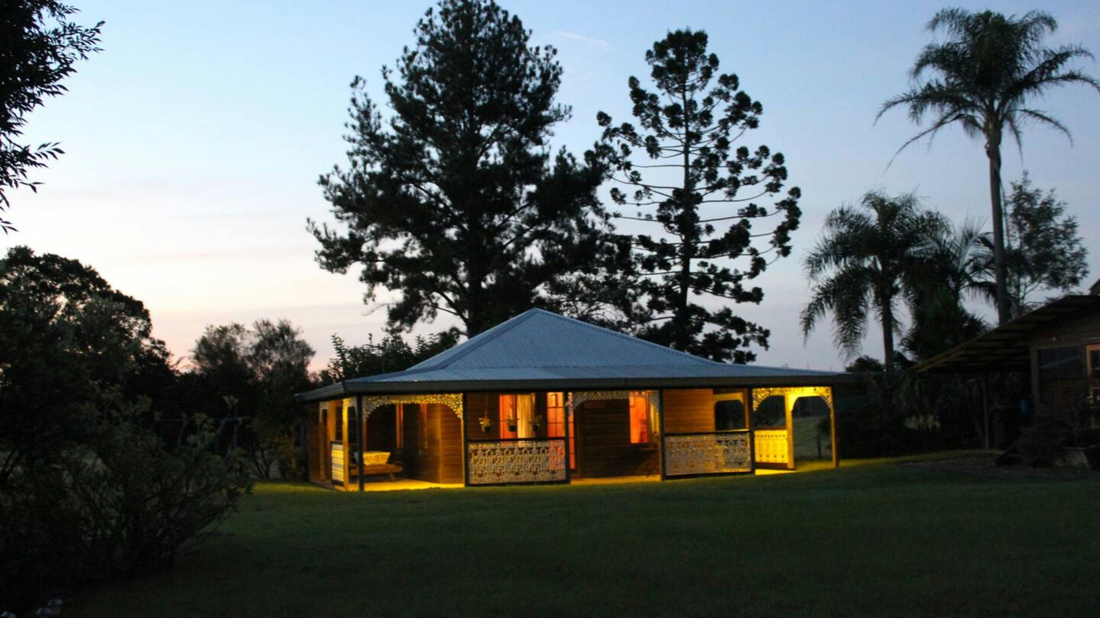 Fairlight- charming country cottage