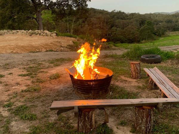 Communal Fire pit - wood provided and the occasion Marshmallow Communal Fire pit - wood provided and the occasion Marshmallow