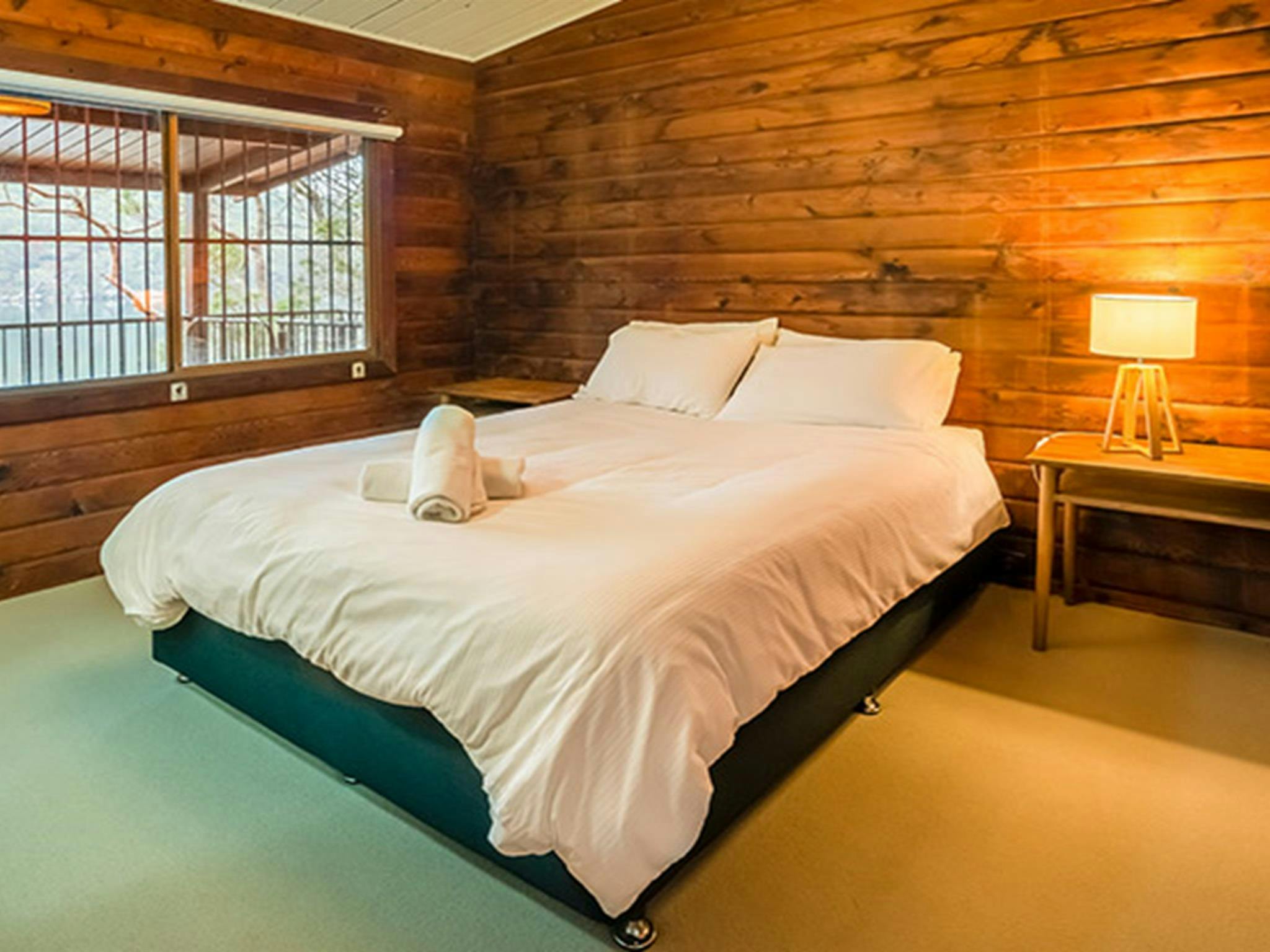 皇家國家公園威瑪拉小屋雙人臥室。照片：John Spencer/OEH