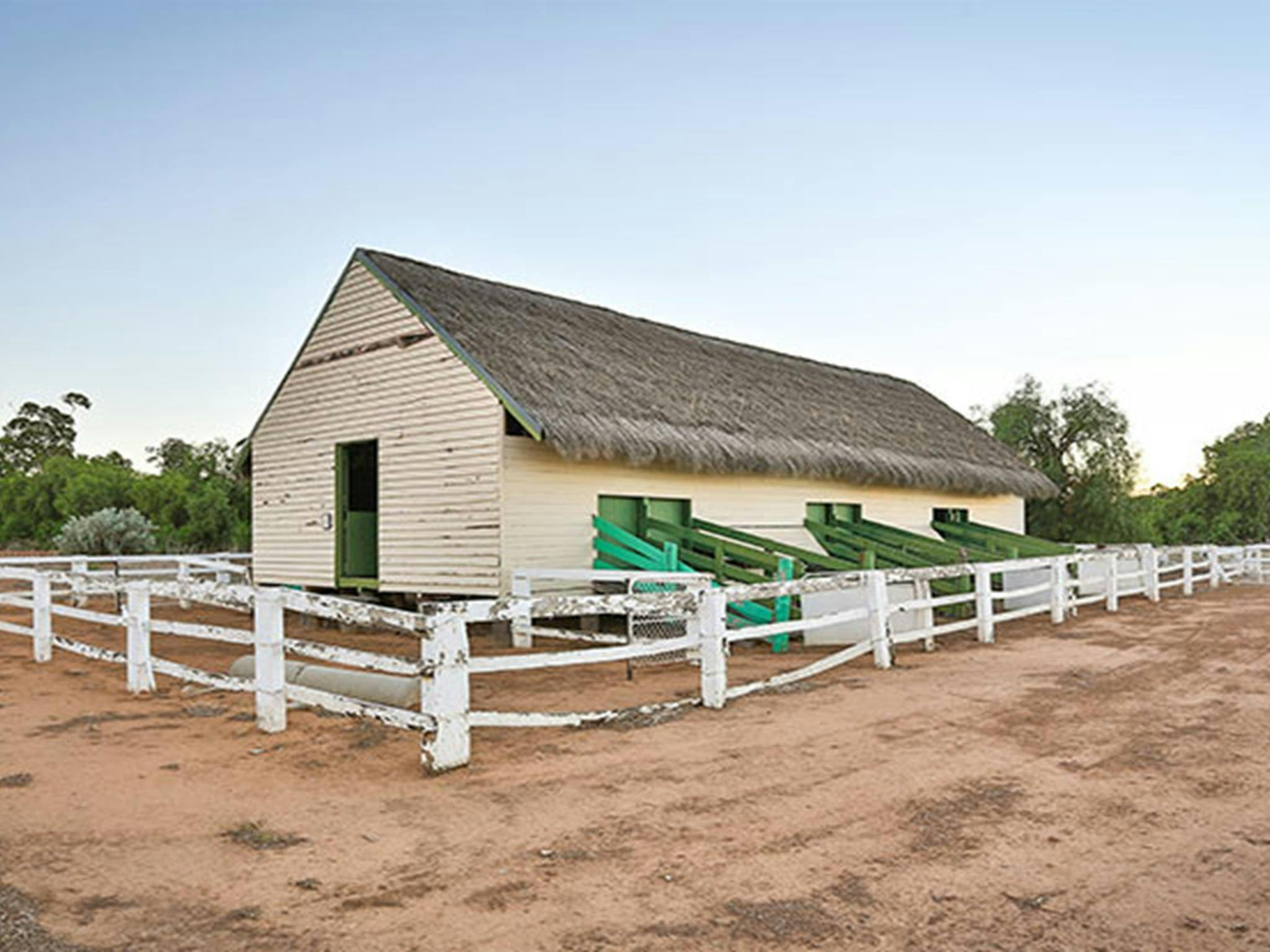 威兰德拉国家公园的公羊棚。照片：Vision House Photography/DPIE