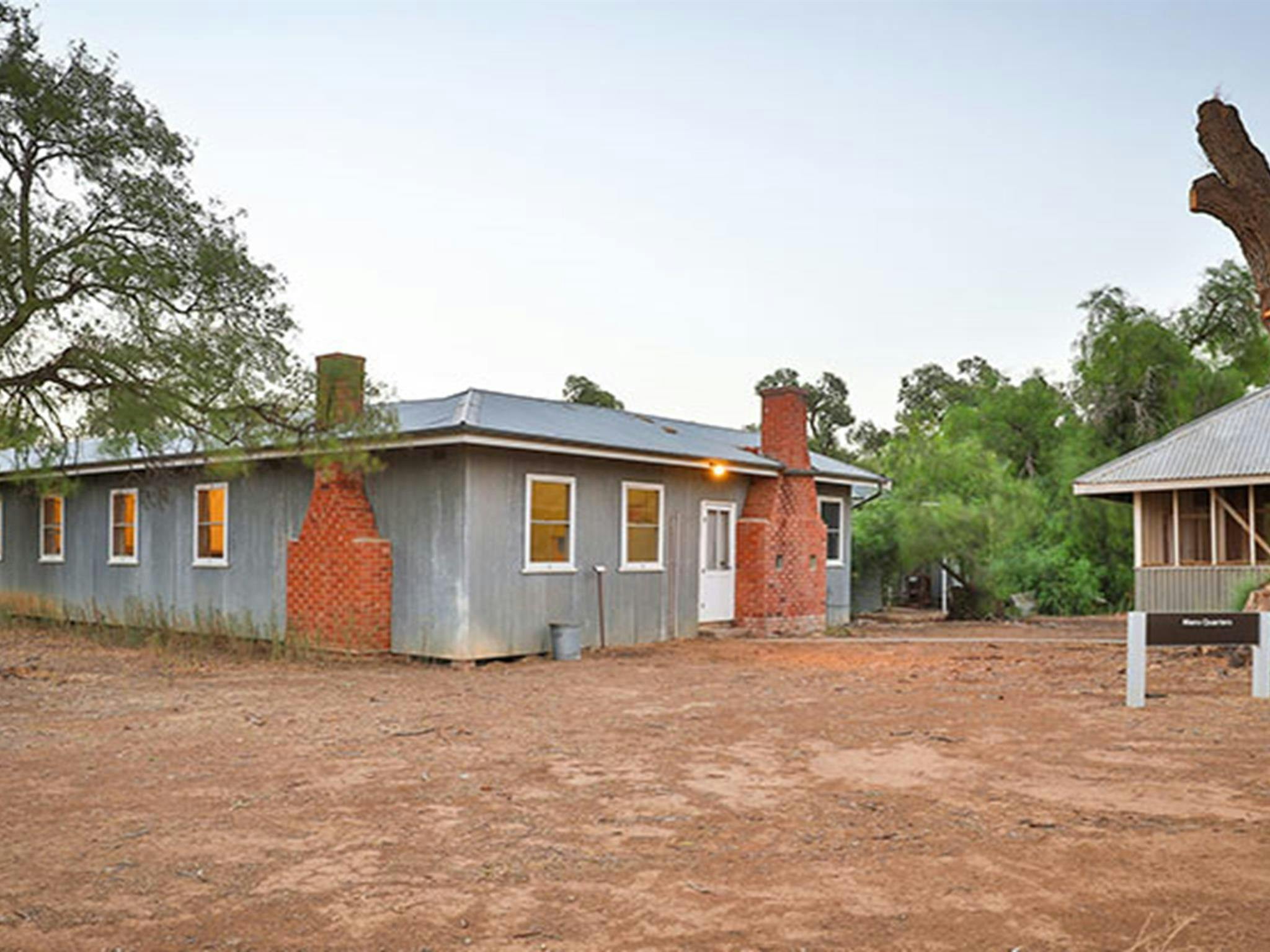 威兰德拉男子宿舍，威兰德拉国家公园。照片：Vision House Photography/DPIE
