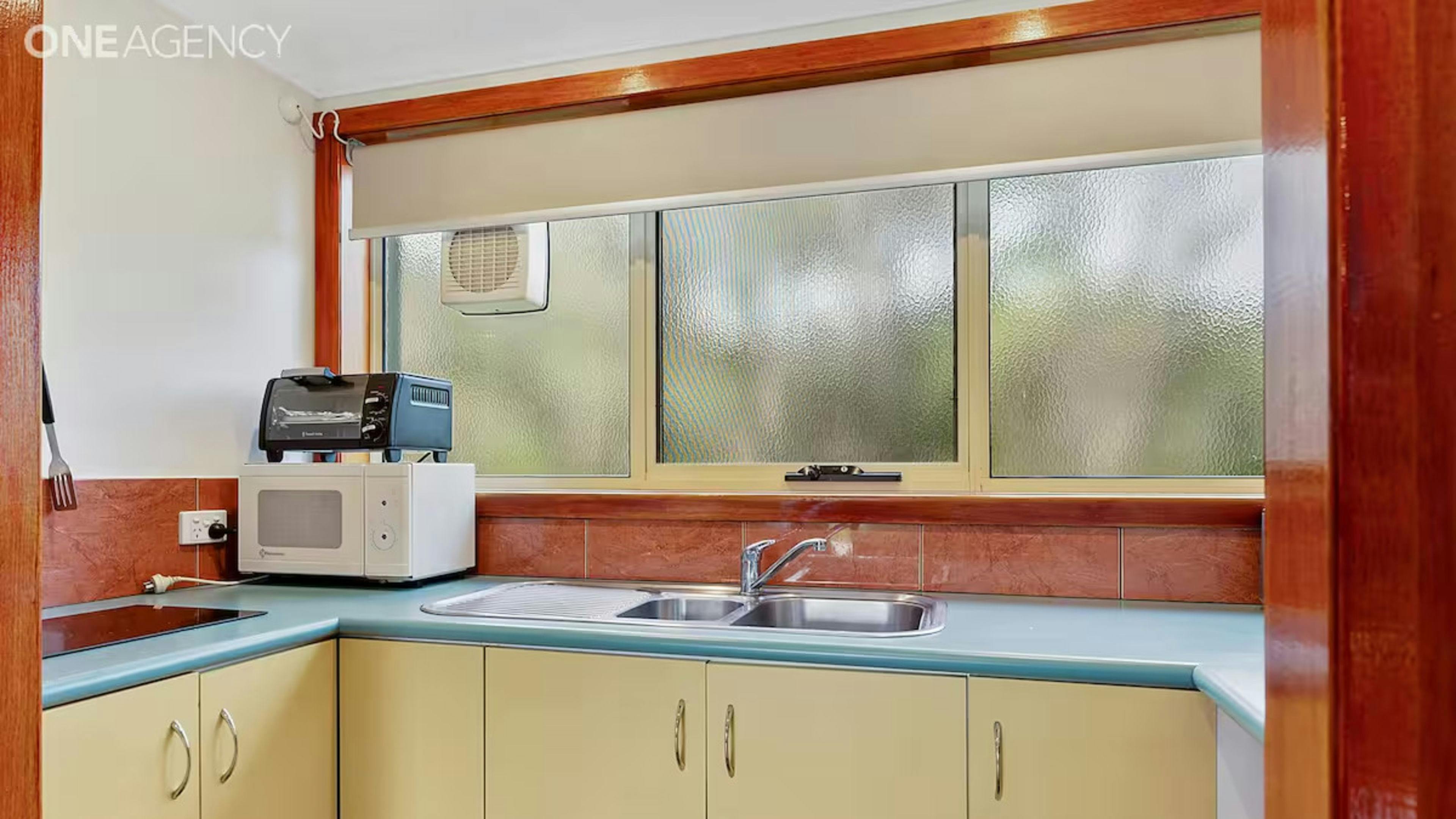 Alice Beside The Sea