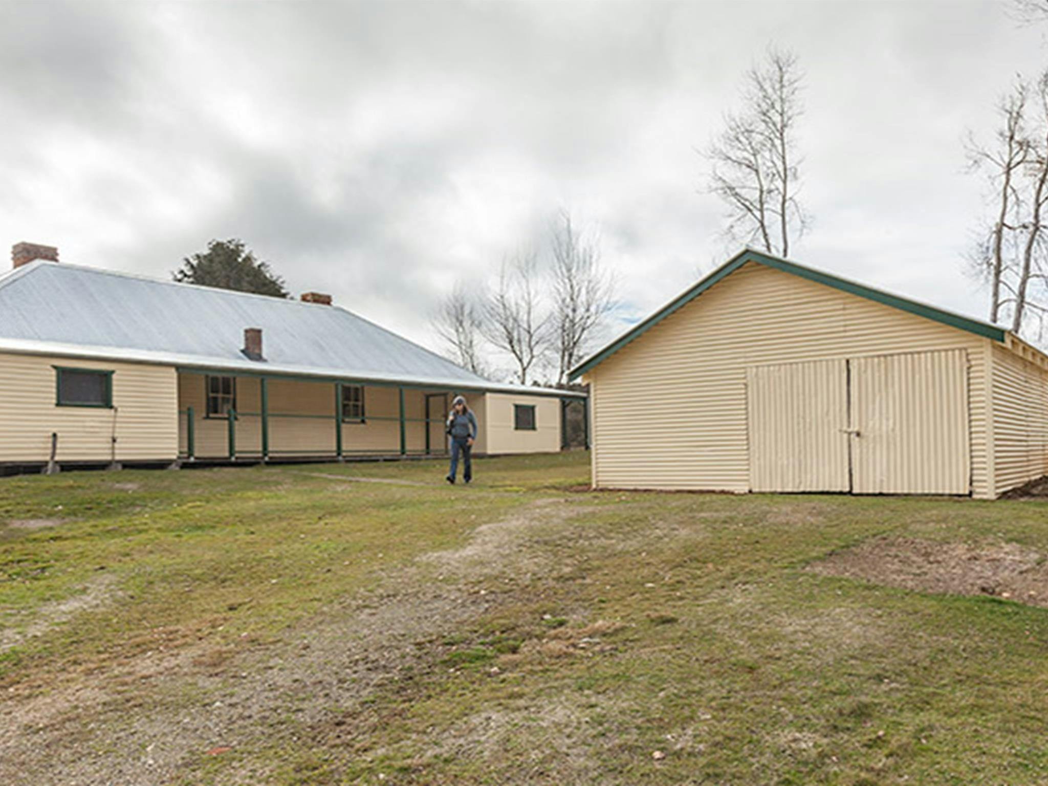 Yarrangobilly Village campground, Kosciuszko National Park. Photo: Murray Vanderveer/NSW Government