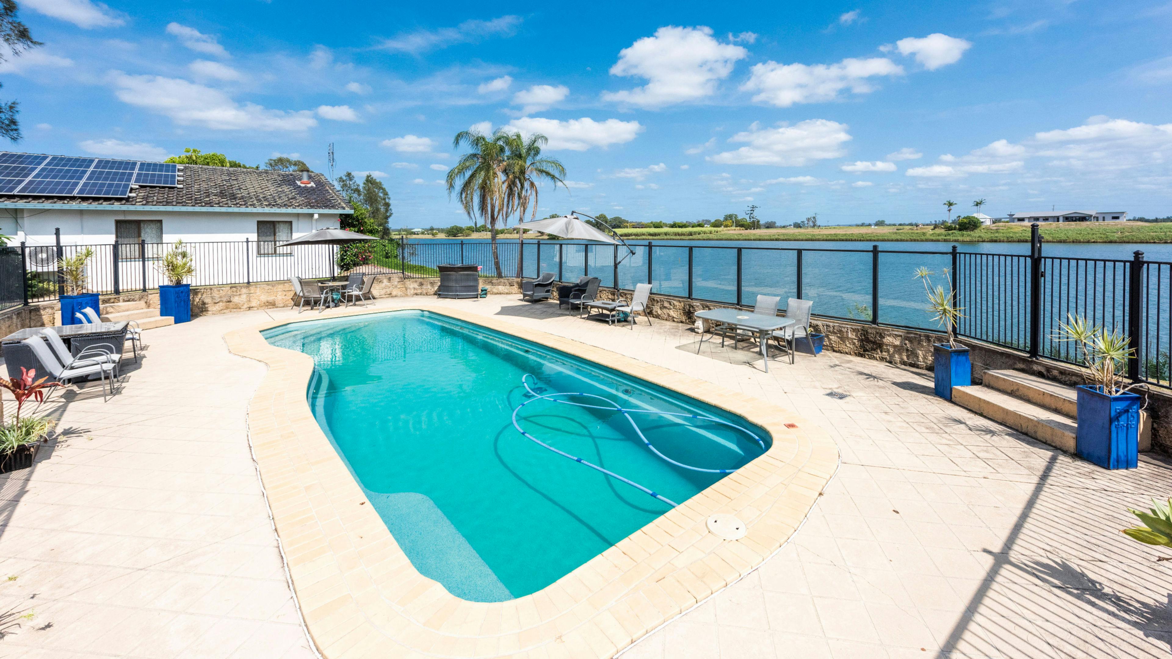 River terrace camping Cowper 2460